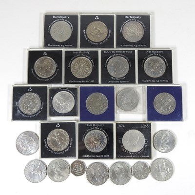 Lot 569 - A collection of coins