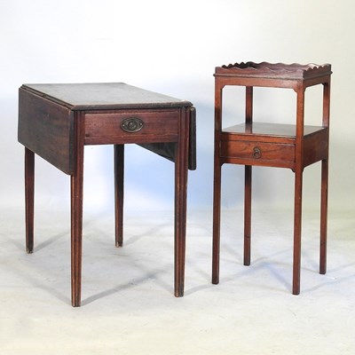 Lot 657 - A George III nightstand