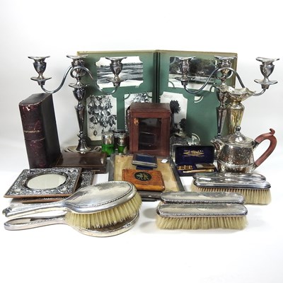 Lot 471 - A collection of silver and silver plate