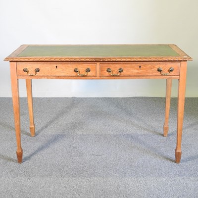 Lot 606 - An Arts & Crafts writing table