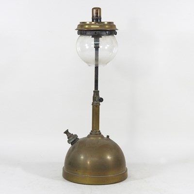 Lot 554 - A brass Tilley oil lamp