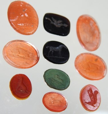 Lot 117 - A collection of ten 19th century intaglio seals