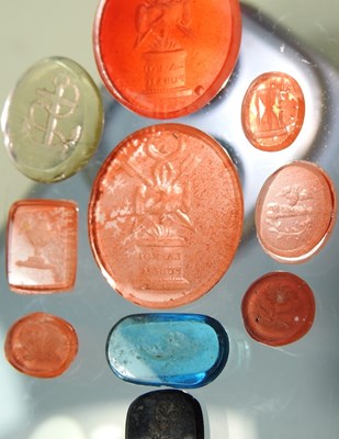 Lot 125 - A collection of ten 19th century intaglio seals