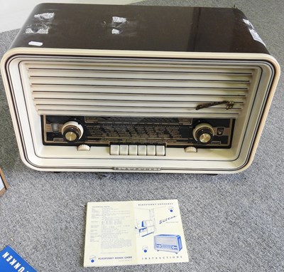 Lot 572 - A Blaupunkt vintage radio