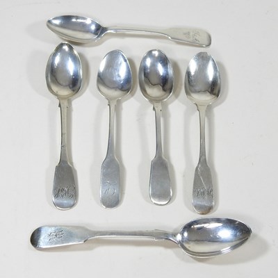 Lot 221 - A collection of six various silver fiddle pattern teaspoons