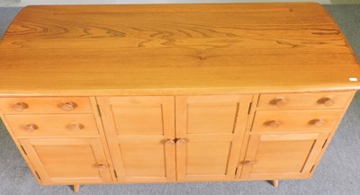 Lot 417 - A Ercol Windsor sideboard