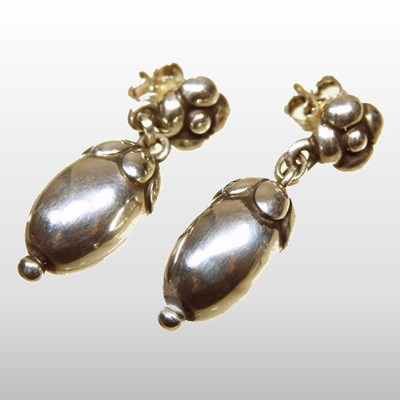 Lot 264 - A pair of Georg Jensen earrings