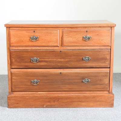 Lot 453 - An Edwardian chest