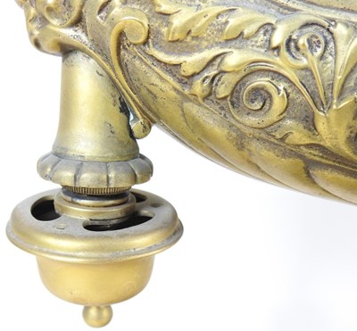 Lot 86 - A Wild & Wessel style oil lamp
