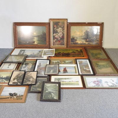 Lot 377 - A large collection of pictures and prints