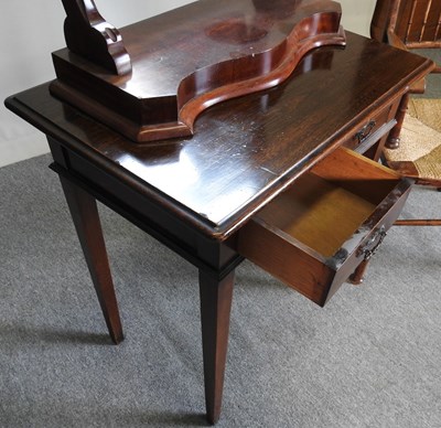 Lot 587 - An Edwardian side table and chairs