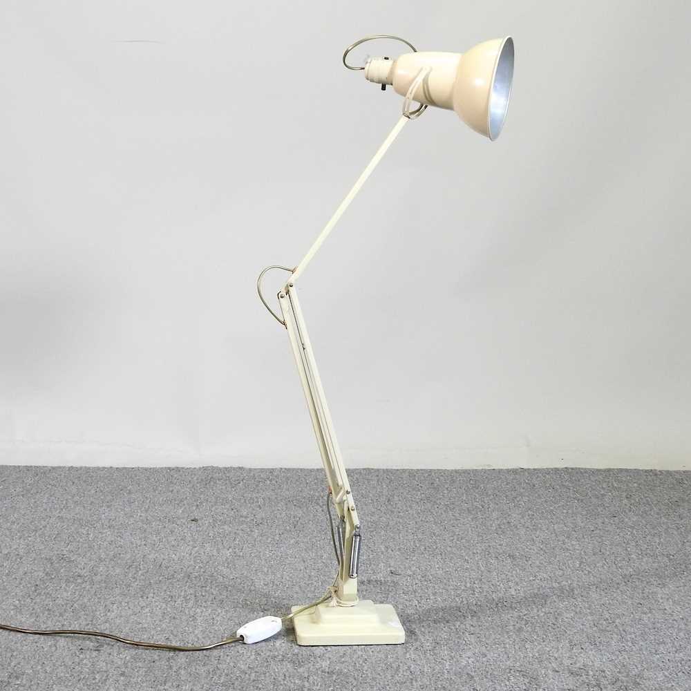 Lot 29 - A Herbert Terry lamp
