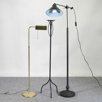 Lot 719 - A collection of lamps