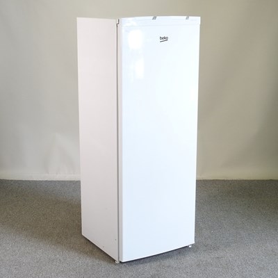 Lot 442 - A Beko freezer