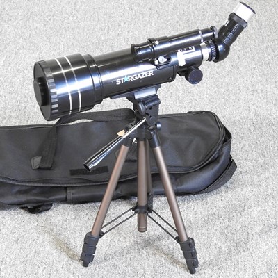 Lot 348 - A stargazer telescope