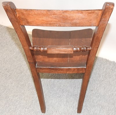 Lot 548 - A Victorian mahogany breakfast table