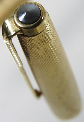Lot 92 - An 18 carat gold Parker fountain pen