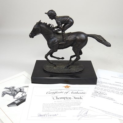 Lot 276 - A Franklin Mint bronze figure