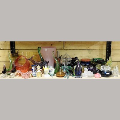 Lot 526 - A collection of Murano glass