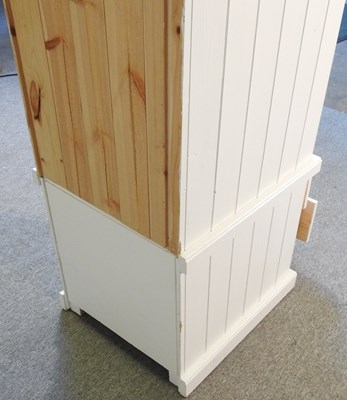 Lot 725 - A modern white painted pine cabinet