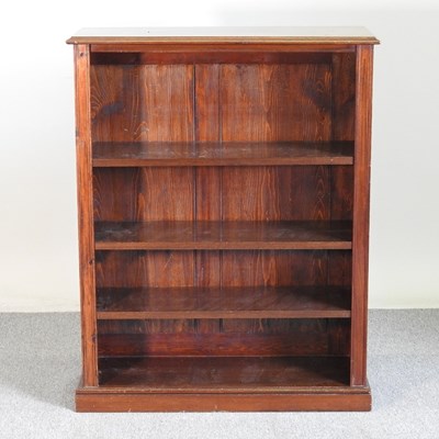 Lot 599 - An early 20th century bookcase