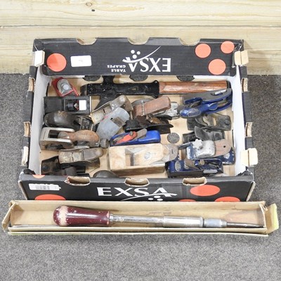 Lot 161 - A collection of woodworking planes