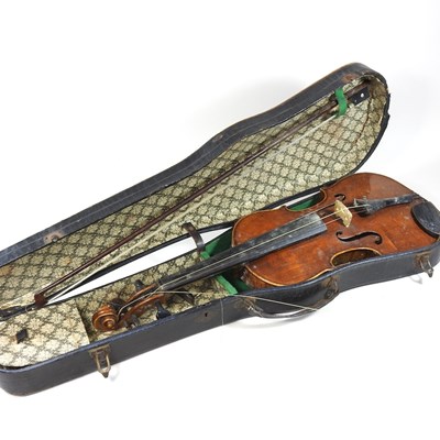 Lot 572 - A student's violin