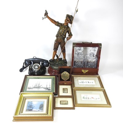 Lot 214 - A tantalus and other items