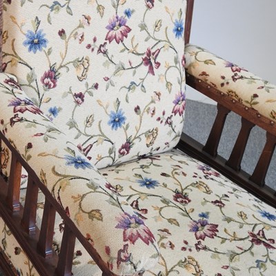 Lot 157 - A Victorian armchair