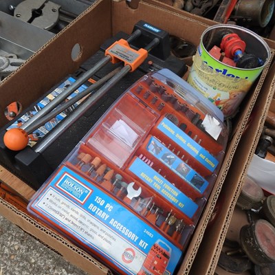 Lot 417 - A collection of tools