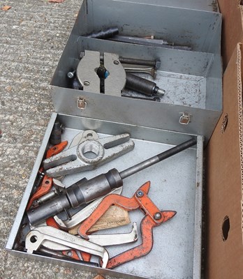 Lot 417 - A collection of tools