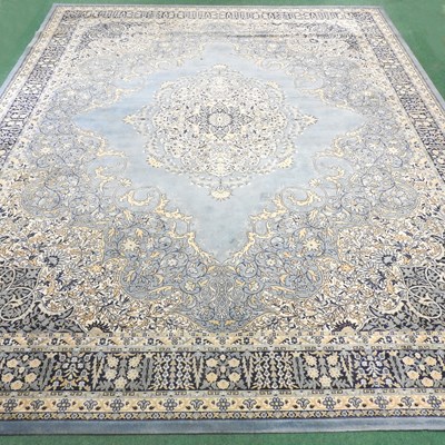 Lot 262 - A large Wilton woollen carpet