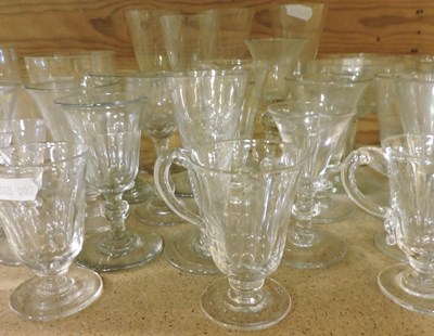 Lot 462 - A collection of 19th century glasses