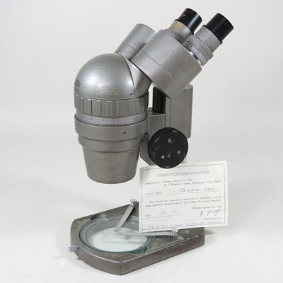 Lot 427 - An Olympus microscope