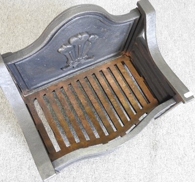 Lot 359 - A cast iron fire grate