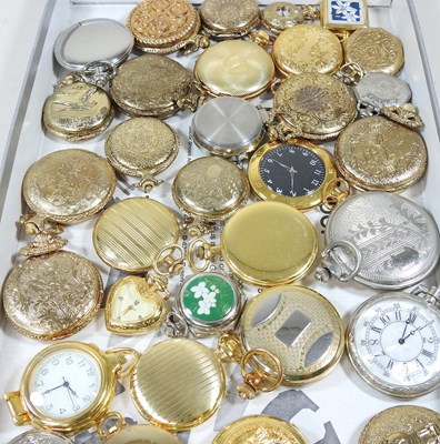 Lot 601 - A collection of pocket watches