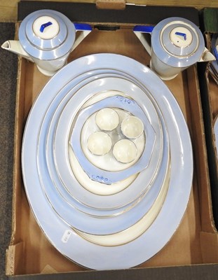 Lot 328 - An extensive Palissy Art Deco tea and dinner...