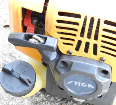 Lot 620 - A Stiga petrol strimmer/cutter