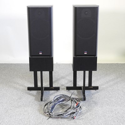 Lot 305 - A pair of B & W DM570 speakers