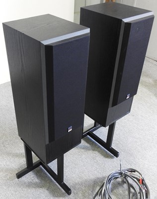 Lot 305 - A pair of B & W DM570 speakers