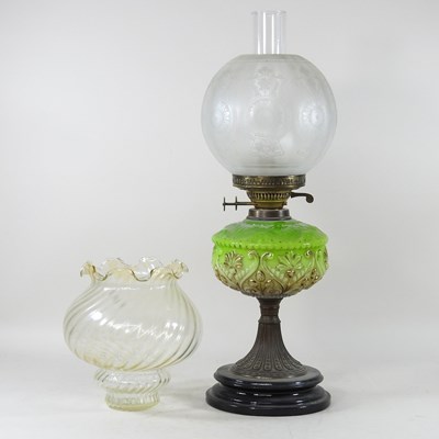 Lot 229 - A Victorian oil lamp