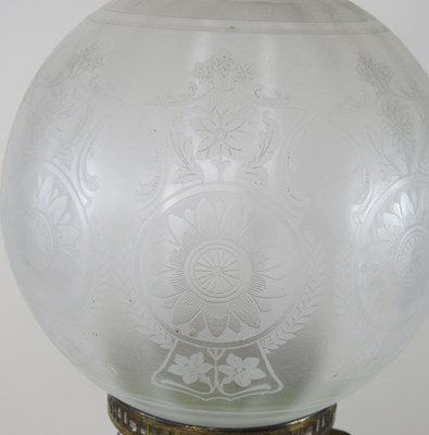 Lot 229 - A Victorian oil lamp