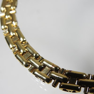 Lot 18 - A 14 carat gold necklace