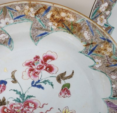 Lot 64 - A set of five 18th century Chinese porcelain...