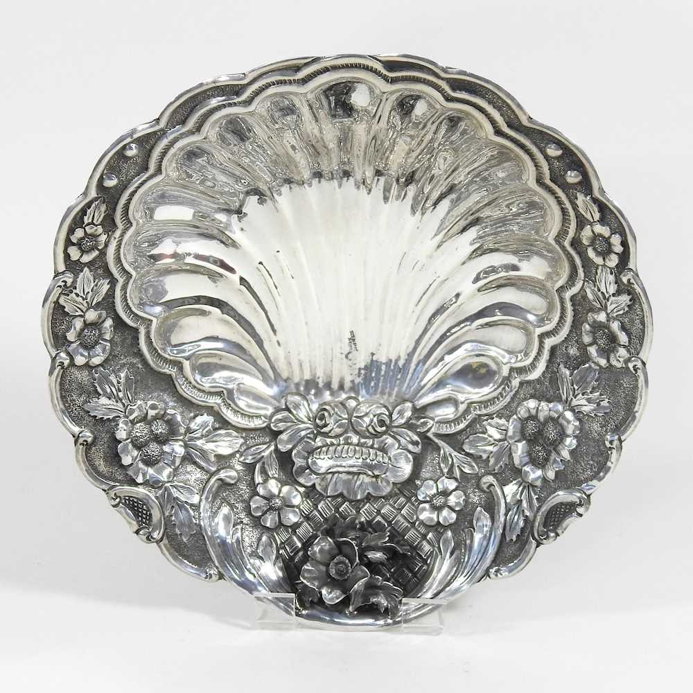 Lot 120 - A 19th century continental silver dish, of...