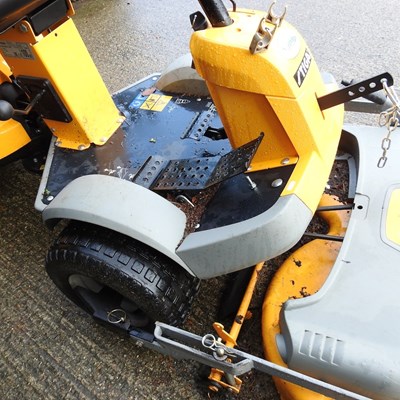 Lot 400 - DAY TWO - A Stiga Park compact 16 4WD combi 95...