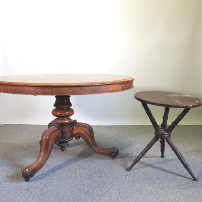 Lot 474 - A Victorian mahogany circular dining table,...