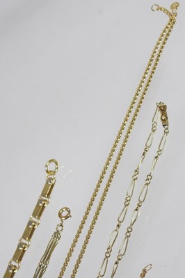 Lot 36 - An 18 carat gold bracelet, 3g, 16cm long,...