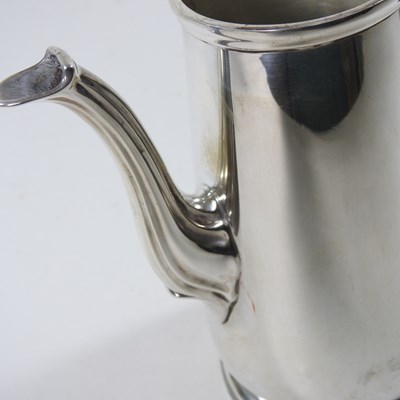 Lot 573 - An early 20th century silver coffee pot, of...