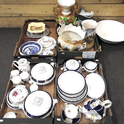 Lot 65 - A collection of decorative china, to include...